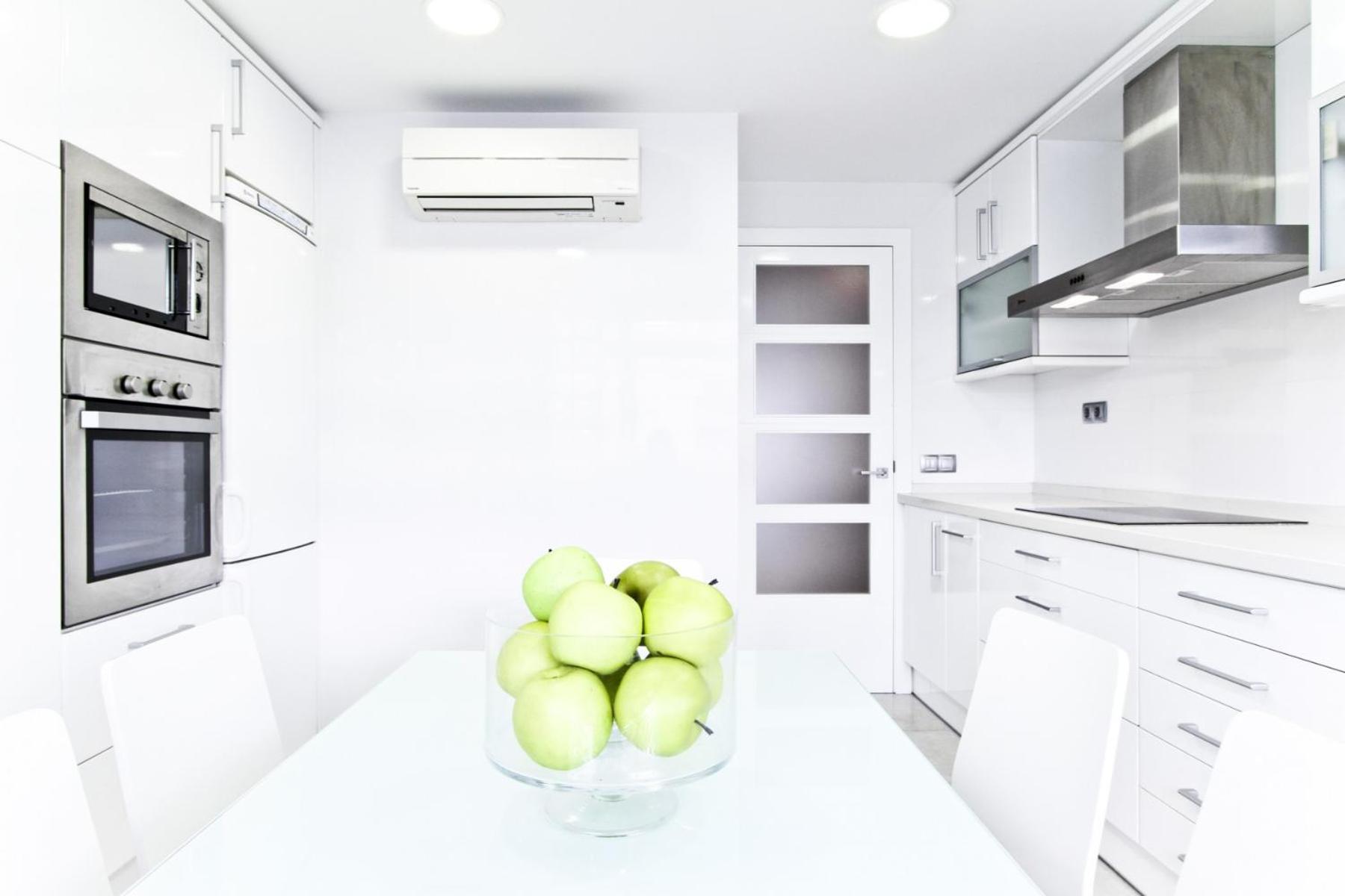 דירות סאלו New Maria Anagabu Planet Costa Dorada מראה חיצוני תמונה